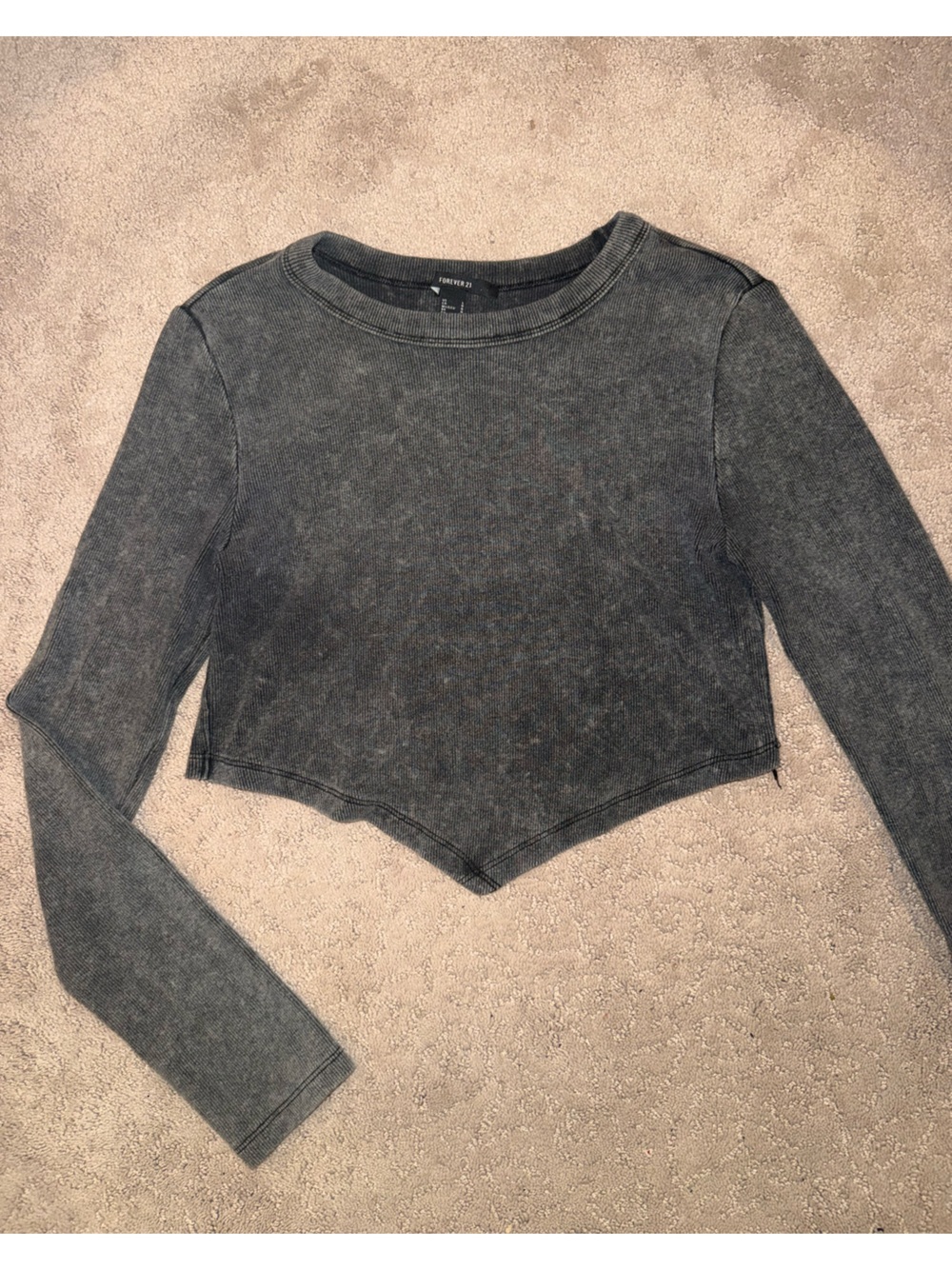 Forever 21 Washed Black Cropped Pointed-Hem Sweatshirt